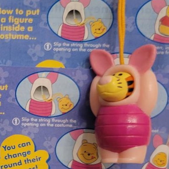 Winnie The Pooh Peek-A-Pooh Series 9 80Th Anniversary Tigger-Piglet Tomy Yujin - Picture 2 of 2